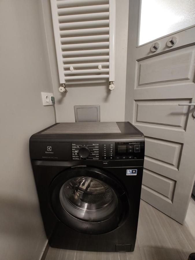 Ultracentral Ploiesti Apartment-Free Private Parking Esterno foto